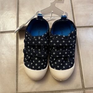 Girls Cat & Jack, Cute Canvas Denim Navy Polka Dot Shoes, size 11, NWT